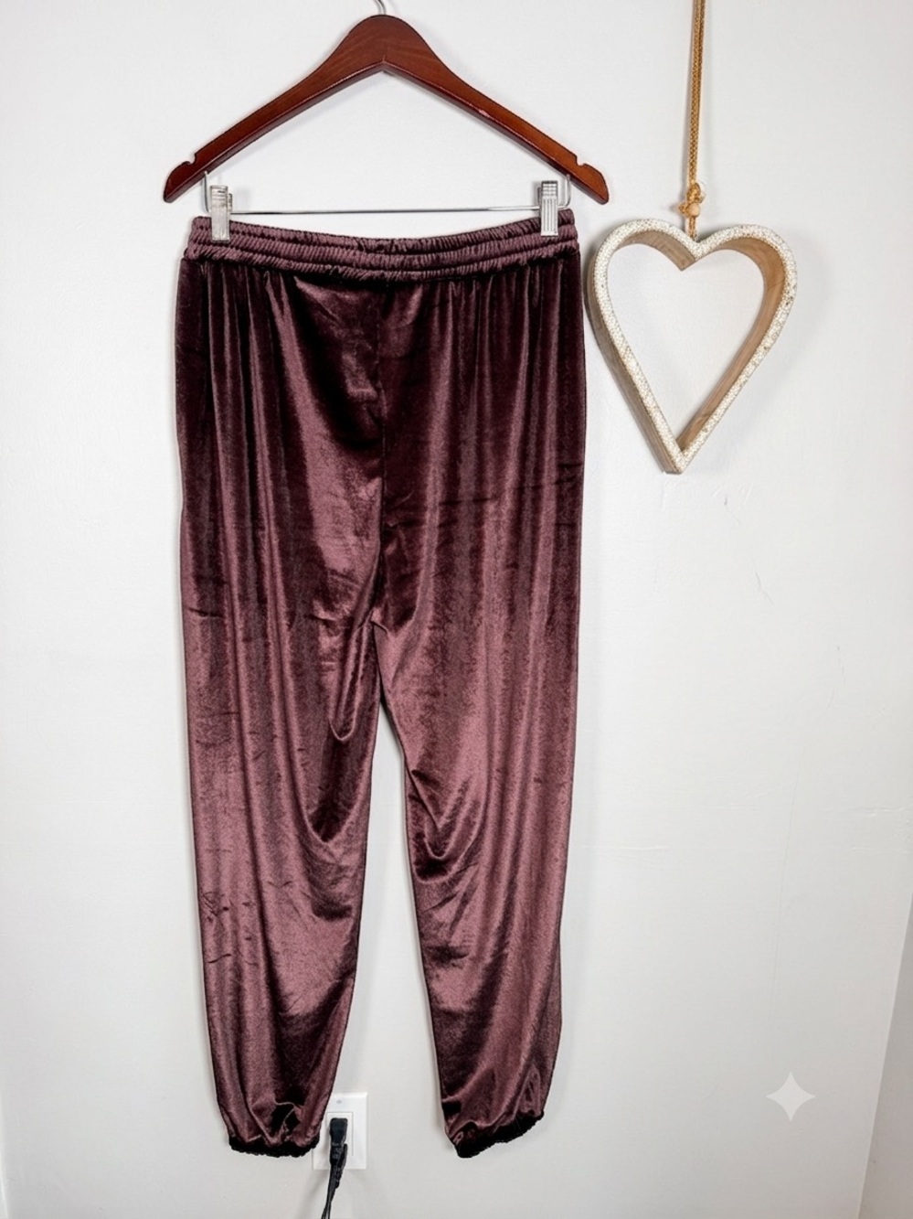 LoveU Dear Women's XL Brown Crushed Velvet Jogger Pants Elastic Waist Stretch